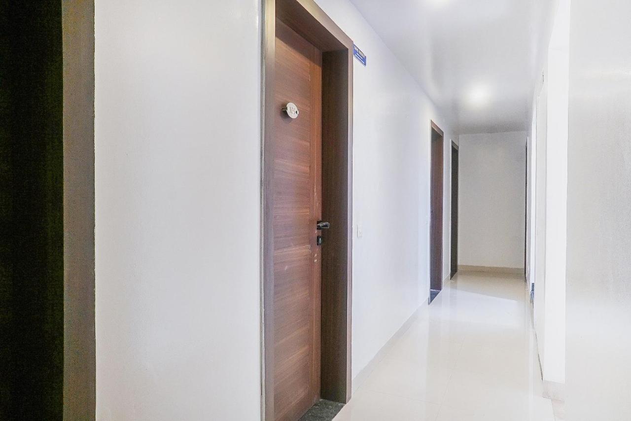 Oyo 15541 Pearl Inn Пюн Екстериор снимка