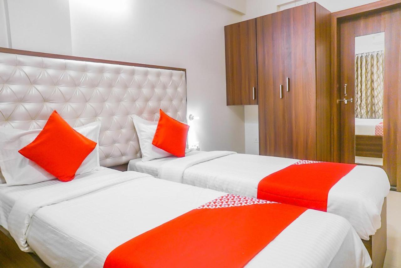 Oyo 15541 Pearl Inn Пюн Екстериор снимка