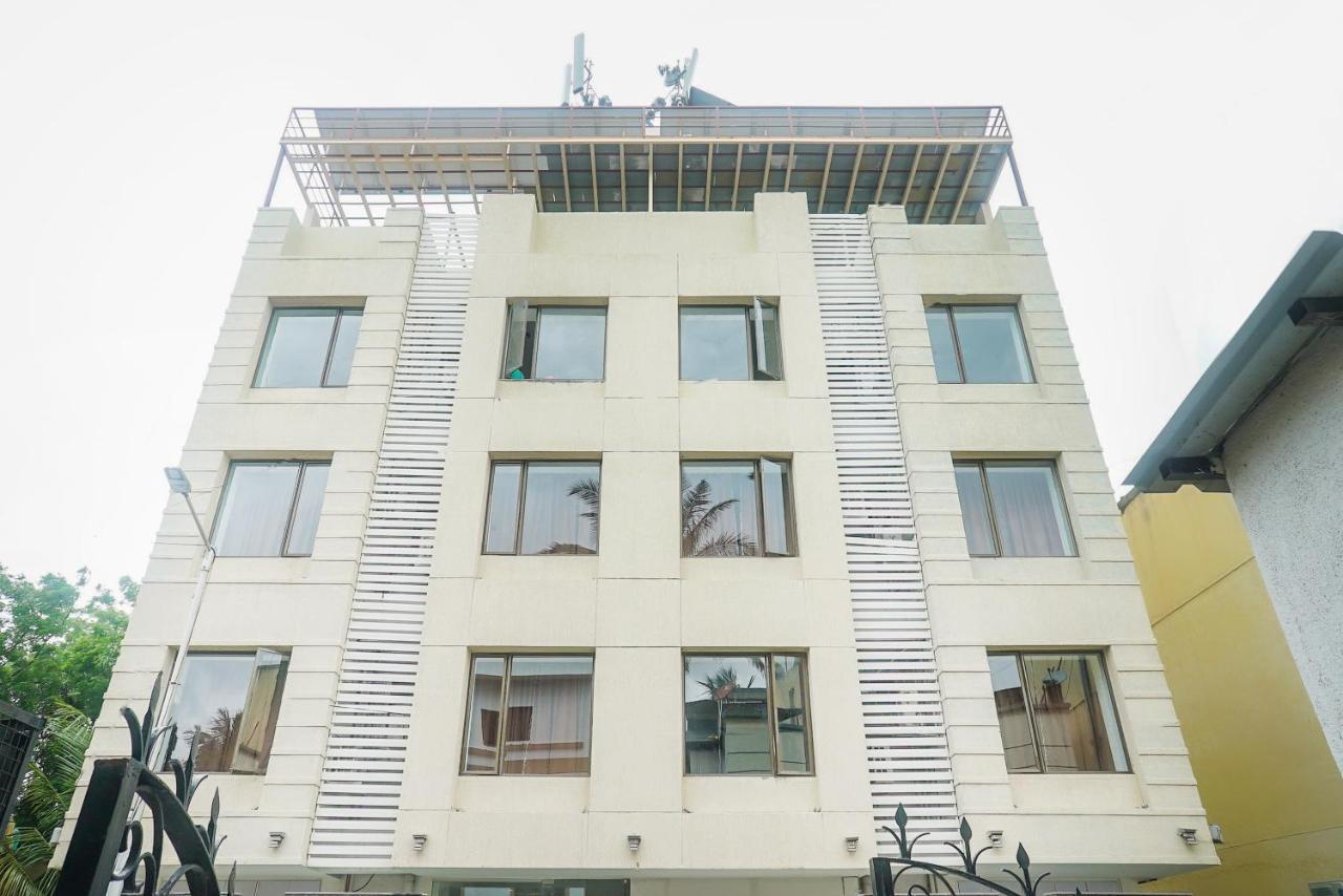 Oyo 15541 Pearl Inn Пюн Екстериор снимка